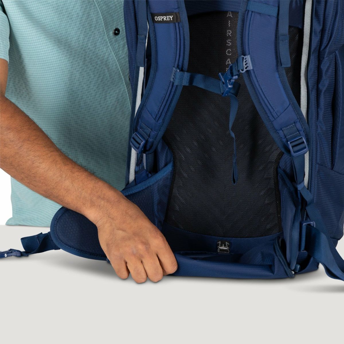 Farpoint™ 40 Travel Pack