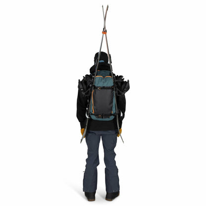 Soelden 25L Ski & Snowboard Backpack